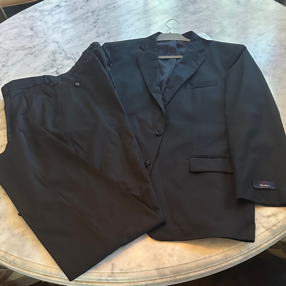 NWT Brooks Brothers 1818 Madison Wool Suit. 48Lx43W
